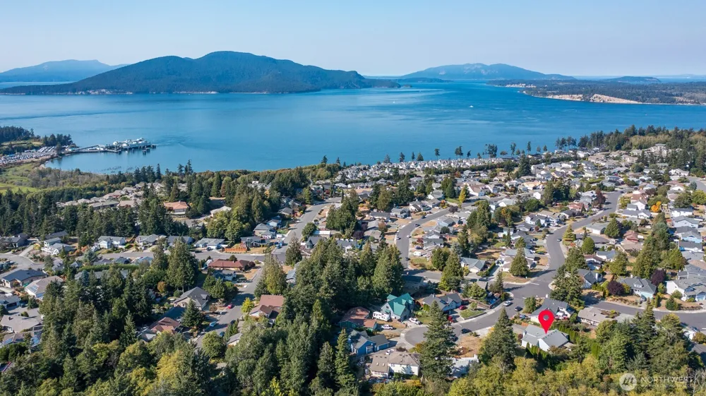 4603 San Juan Avenue Anacortes, WA 98221