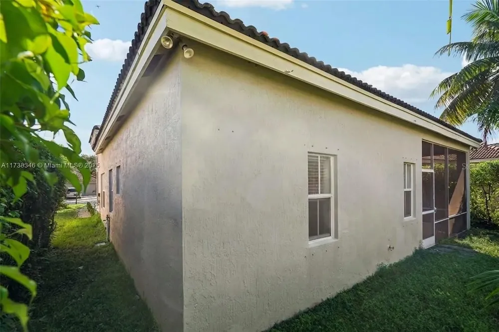 1283 CHINABERRY DRIVE Weston, FL 33327