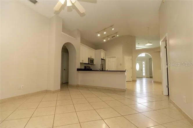 11547 GRAZELEY COURT Orlando, FL 32837
