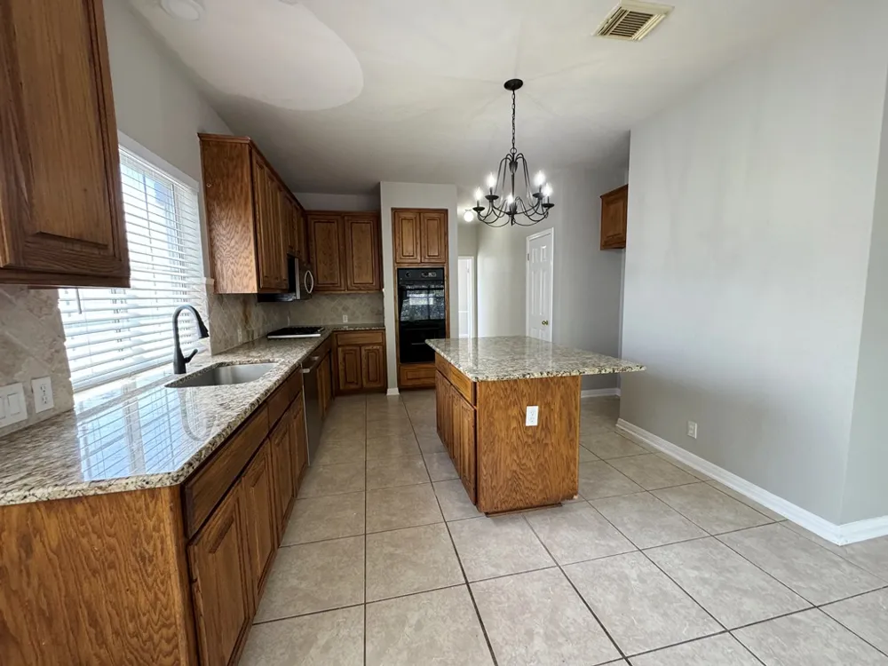 5844 Back Bay Lane Austin, TX 78739