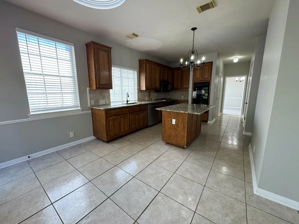 5844 Back Bay Lane Austin, TX 78739