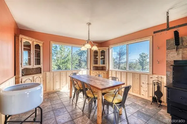 741 Wolfe Road Hartsel, CO 80449