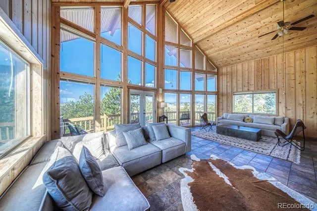 741 Wolfe Road Hartsel, CO 80449
