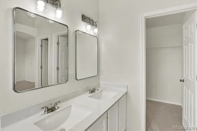 21121 E Belleview Place Aurora, CO 80015