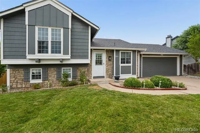 5832 S Netherland Circle Aurora, CO 80015