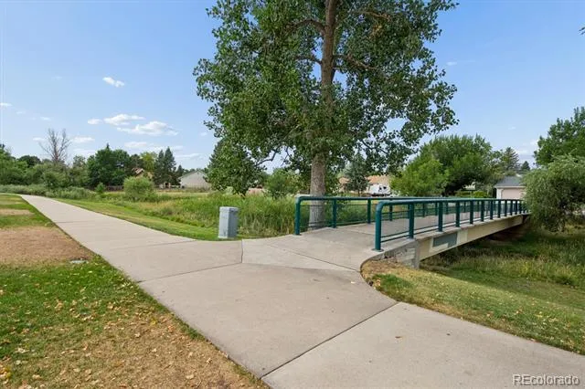 5832 S Netherland Circle Aurora, CO 80015
