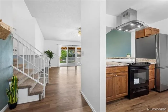 5832 S Netherland Circle Aurora, CO 80015