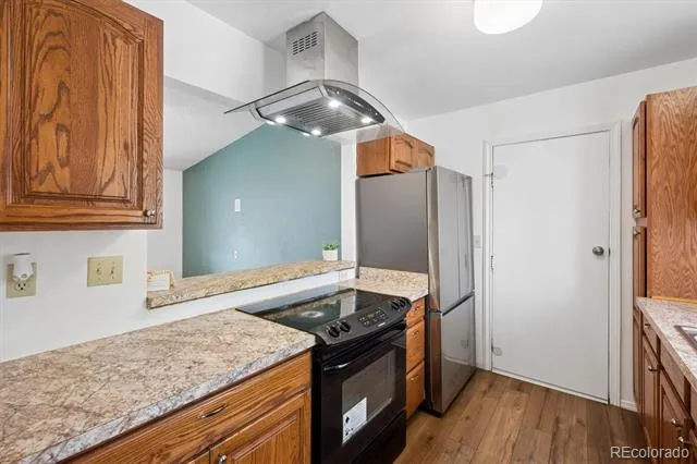 5832 S Netherland Circle Aurora, CO 80015