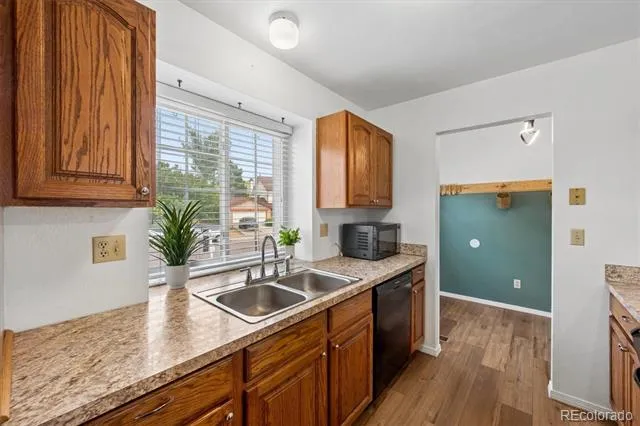 5832 S Netherland Circle Aurora, CO 80015