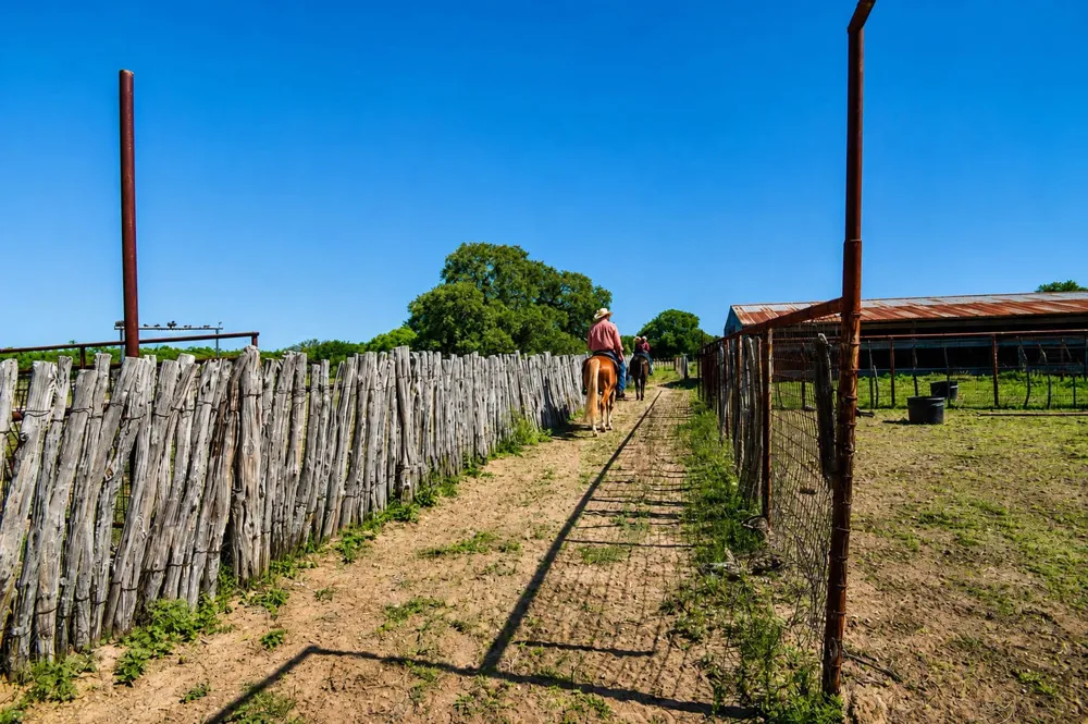 8228 US HWY 377 Rochelle, TX 76872