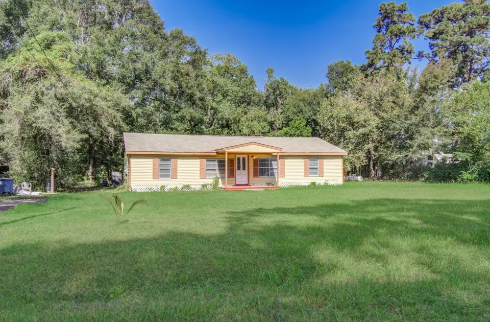 20496 Mcgager Drive New Caney, TX 77357