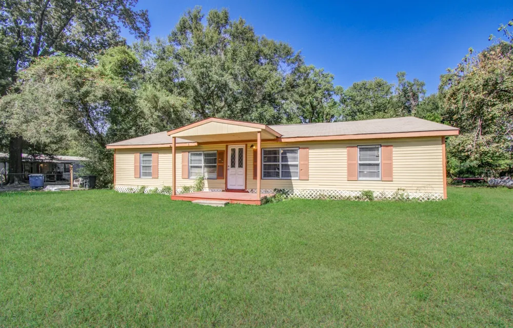 20496 Mcgager Drive New Caney, TX 77357