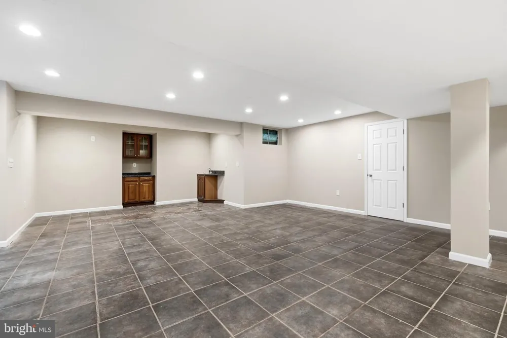 12106 QUICK FOX LANE Bowie, MD 20720