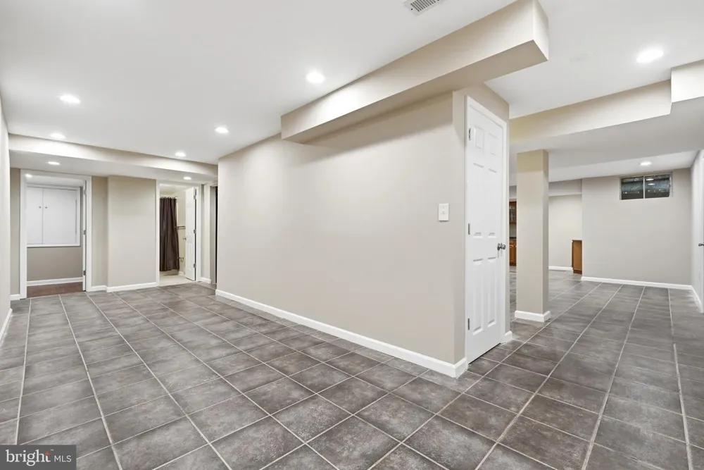 12106 QUICK FOX LANE Bowie, MD 20720