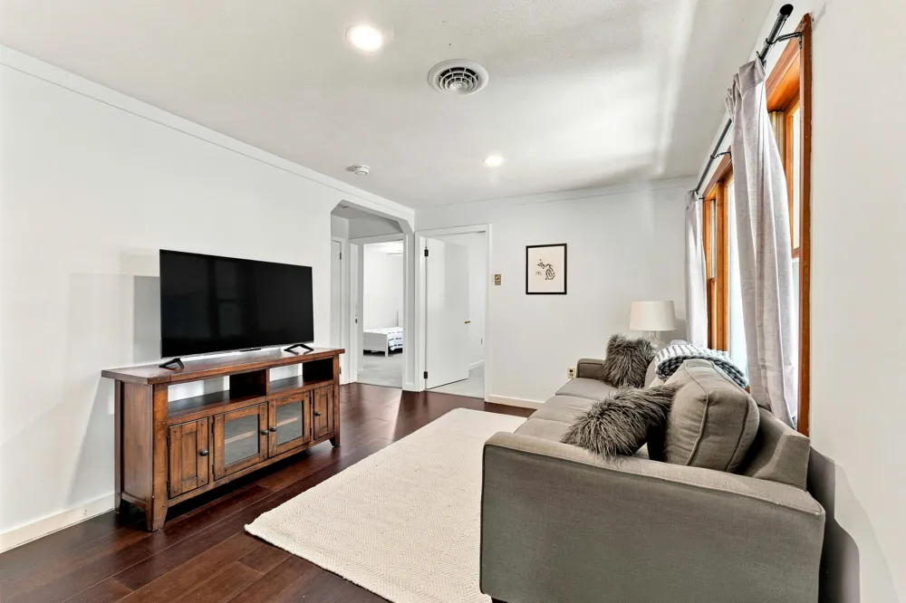 10790 Stoney Point Drive Delton, MI 49046