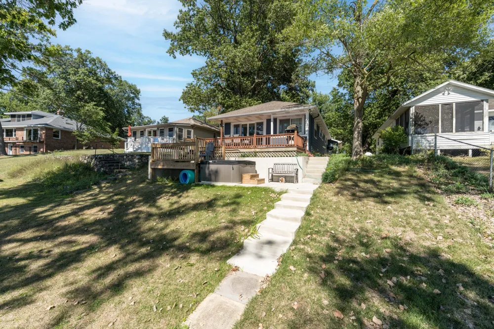 10790 Stoney Point Drive Delton, MI 49046