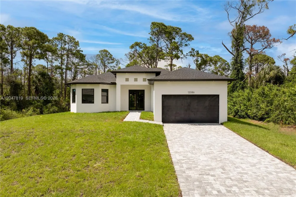 12086 Chamberlain Blvd Port Charlotte, FL 33953