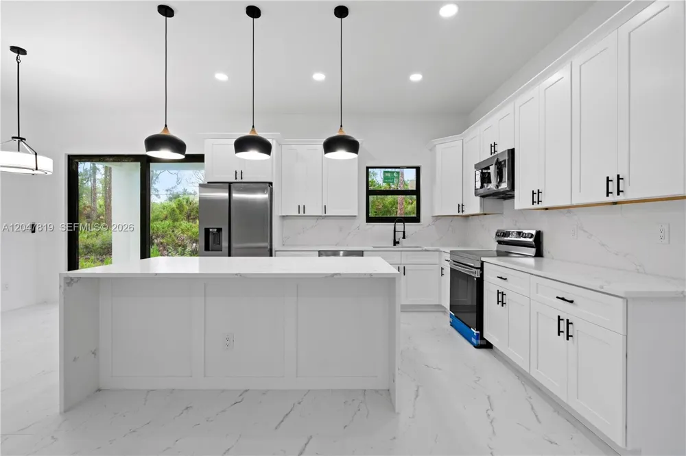 12086 Chamberlain Blvd Port Charlotte, FL 33953