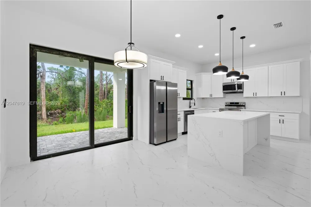 12086 Chamberlain Blvd Port Charlotte, FL 33953