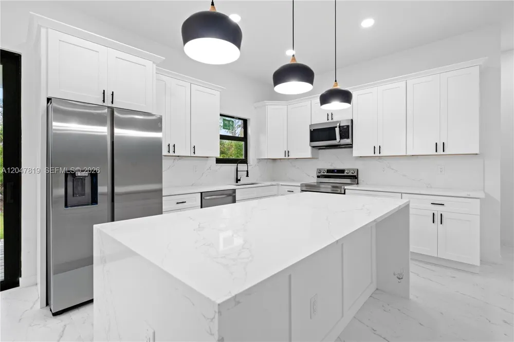 12086 Chamberlain Blvd Port Charlotte, FL 33953