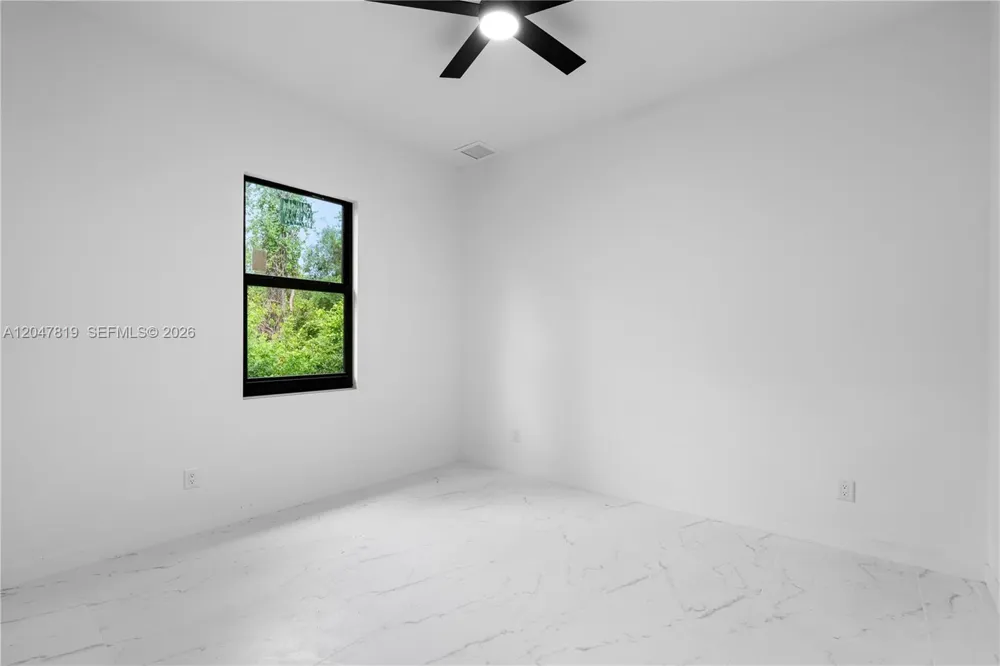 12086 Chamberlain Blvd Port Charlotte, FL 33953