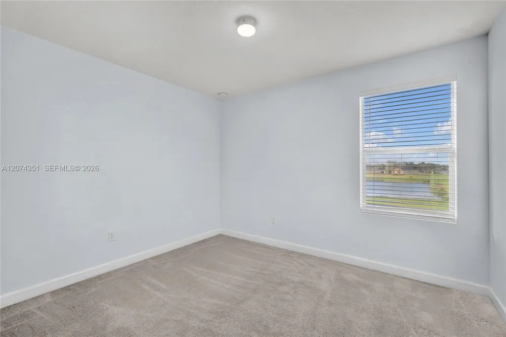 831 Bent Creek Dr Fort Pierce, FL 34947