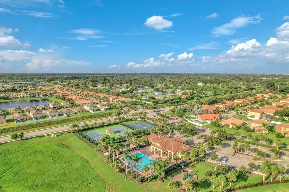 831 Bent Creek Dr Fort Pierce, FL 34947