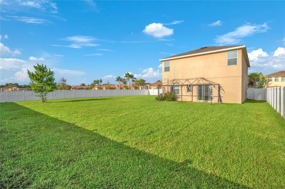 831 Bent Creek Dr Fort Pierce, FL 34947