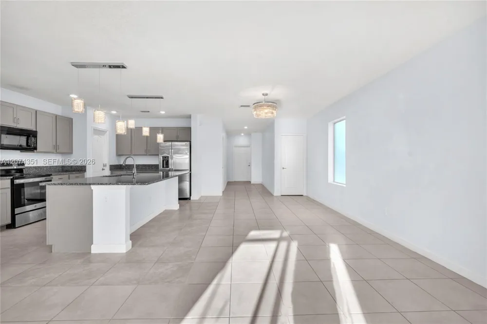 831 Bent Creek Dr Fort Pierce, FL 34947
