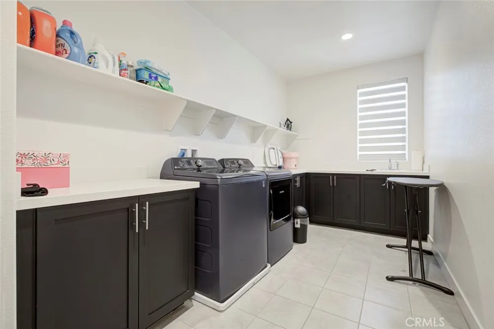 28619 Bloom Saugus, CA 91350