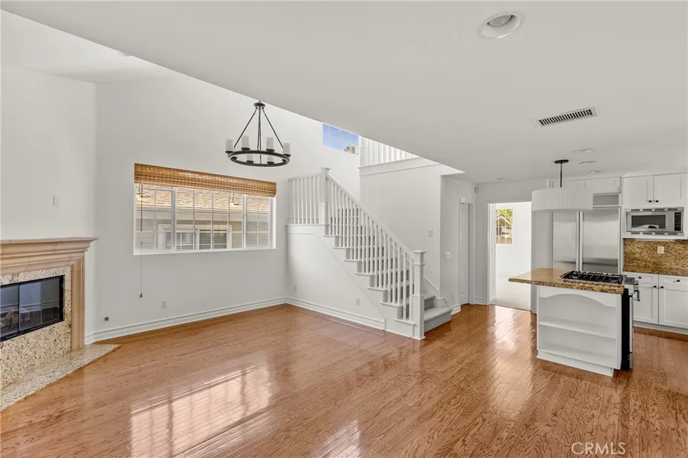 703 Poinsettia Avenue Corona del Mar, CA 92625