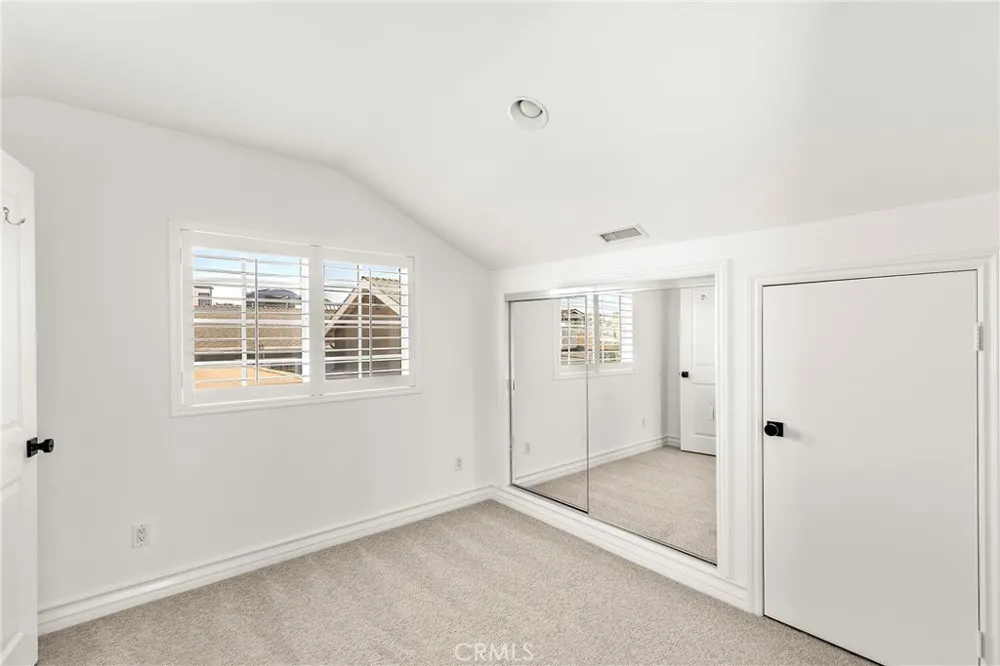 703 Poinsettia Avenue Corona del Mar, CA 92625