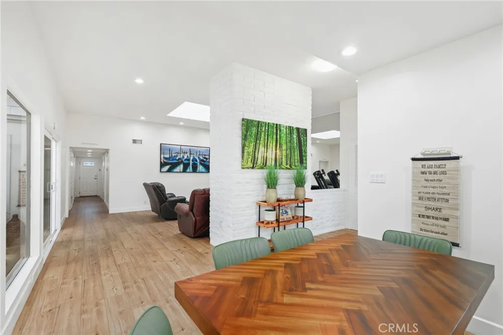 24 Rockrose Irvine, CA 92612