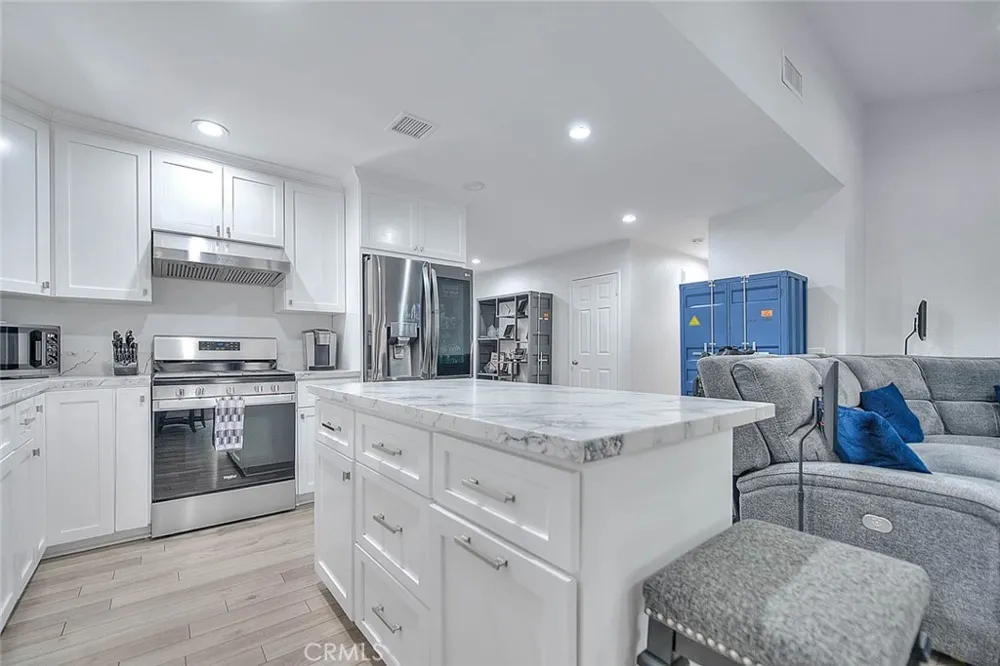 959 Kenwood Street Upland, CA 91784