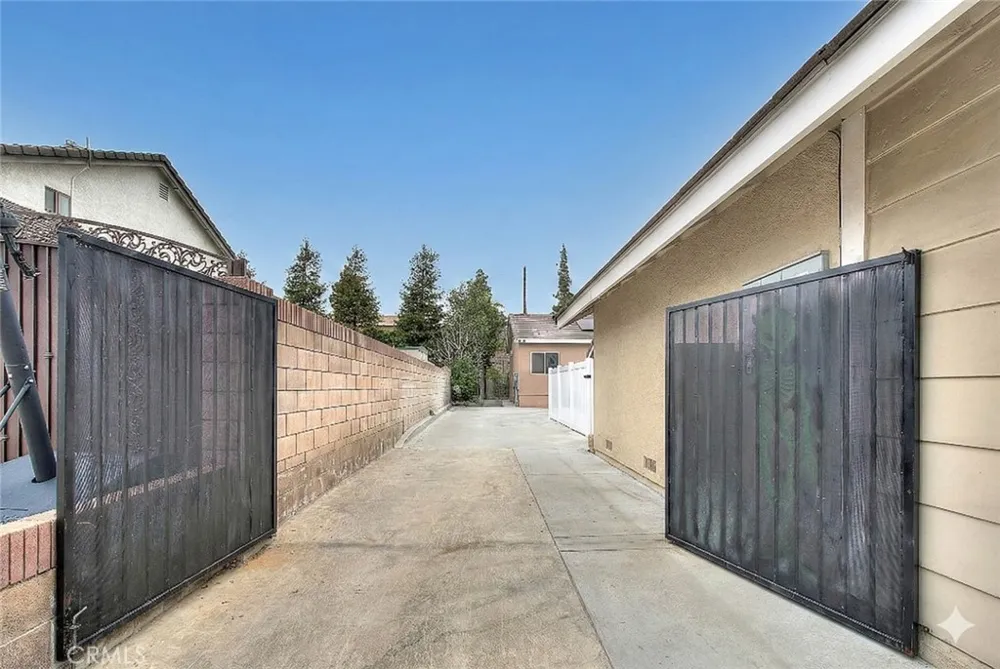 959 Kenwood Street Upland, CA 91784