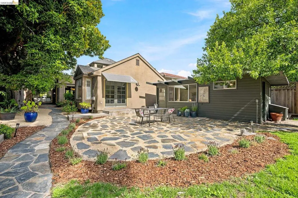 201 Beverly Ave San Leandro, CA 94577