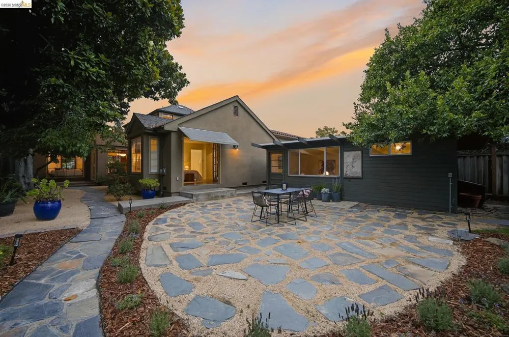 201 Beverly Ave San Leandro, CA 94577