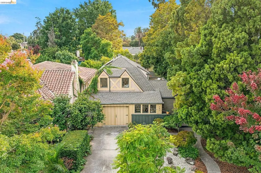 201 Beverly Ave San Leandro, CA 94577