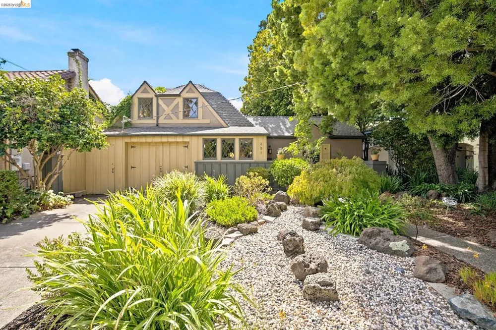 201 Beverly Ave San Leandro, CA 94577
