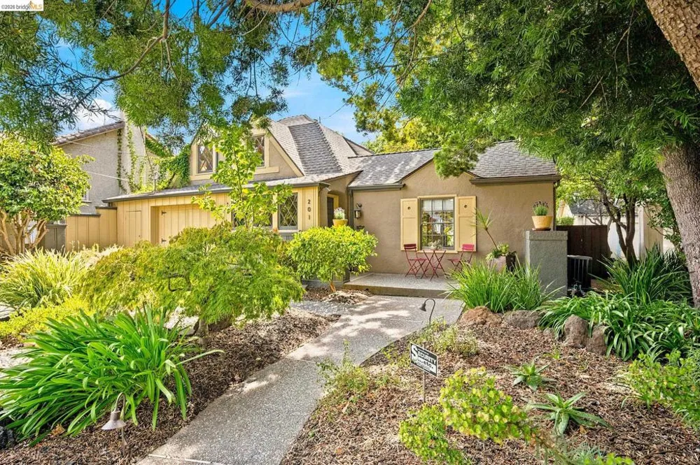201 Beverly Ave San Leandro, CA 94577
