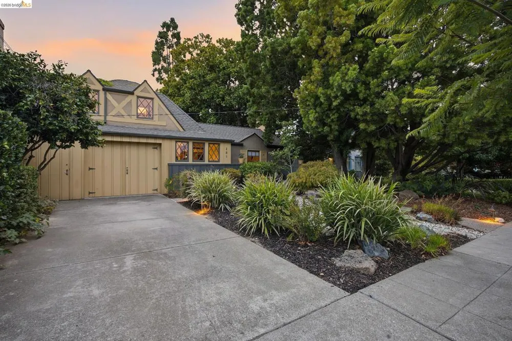 201 Beverly Ave San Leandro, CA 94577