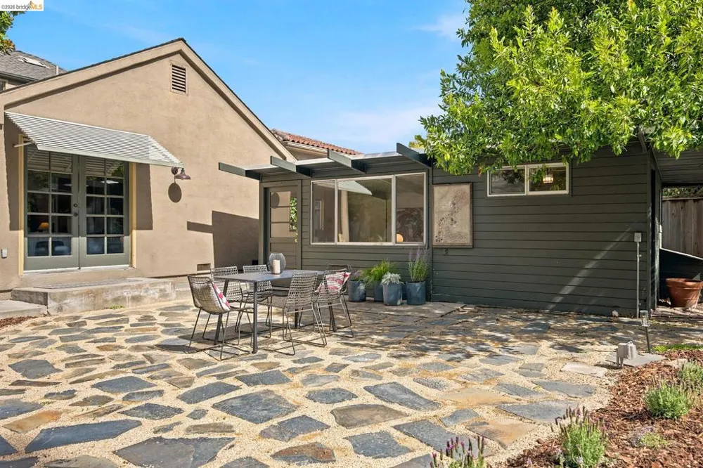201 Beverly Ave San Leandro, CA 94577