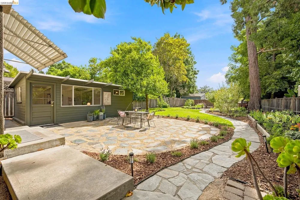 201 Beverly Ave San Leandro, CA 94577