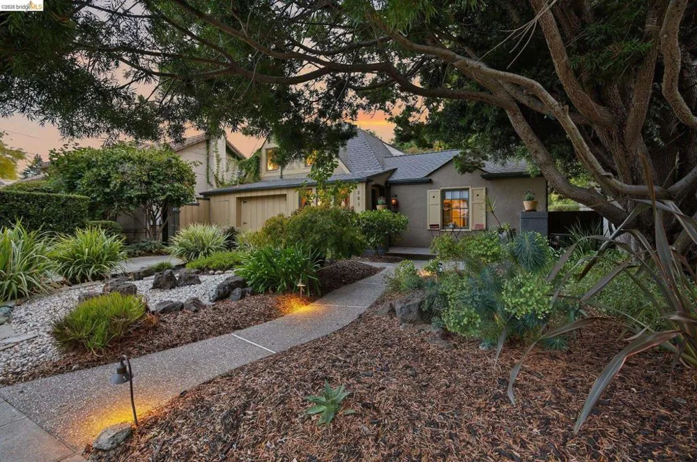 201 Beverly Ave San Leandro, CA 94577
