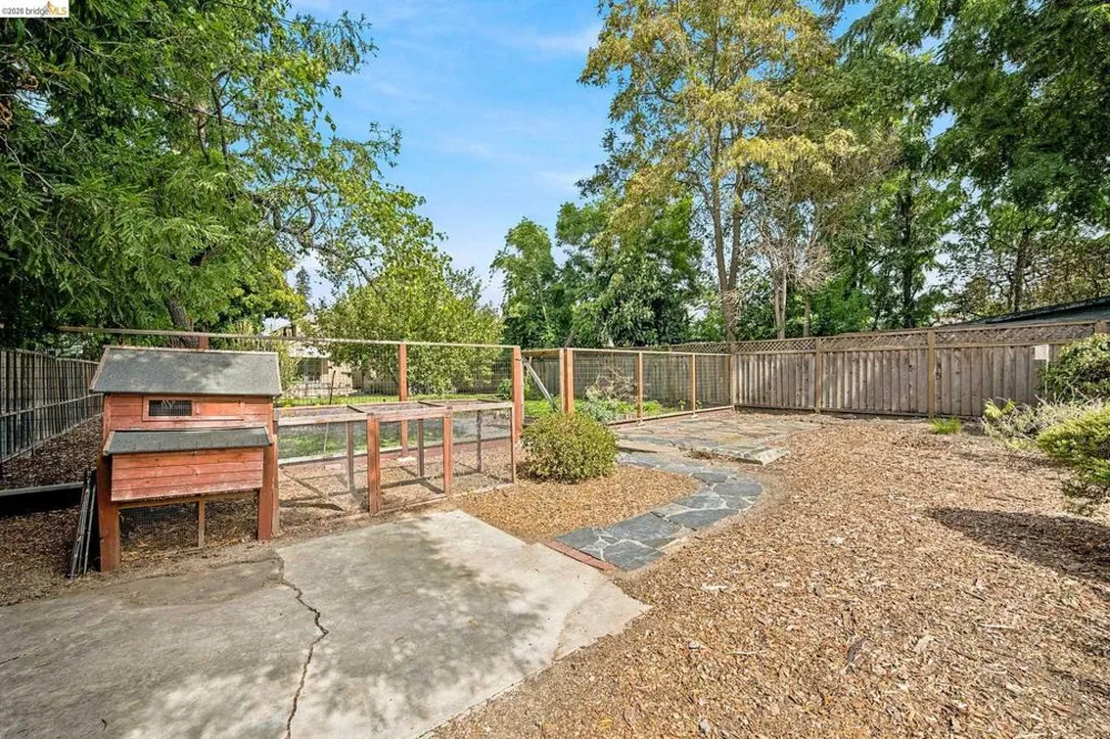 201 Beverly Ave San Leandro, CA 94577