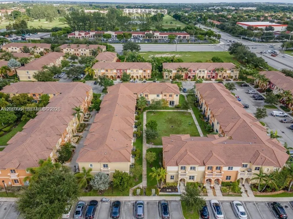 8922 SW 18th St Miramar, FL 33025