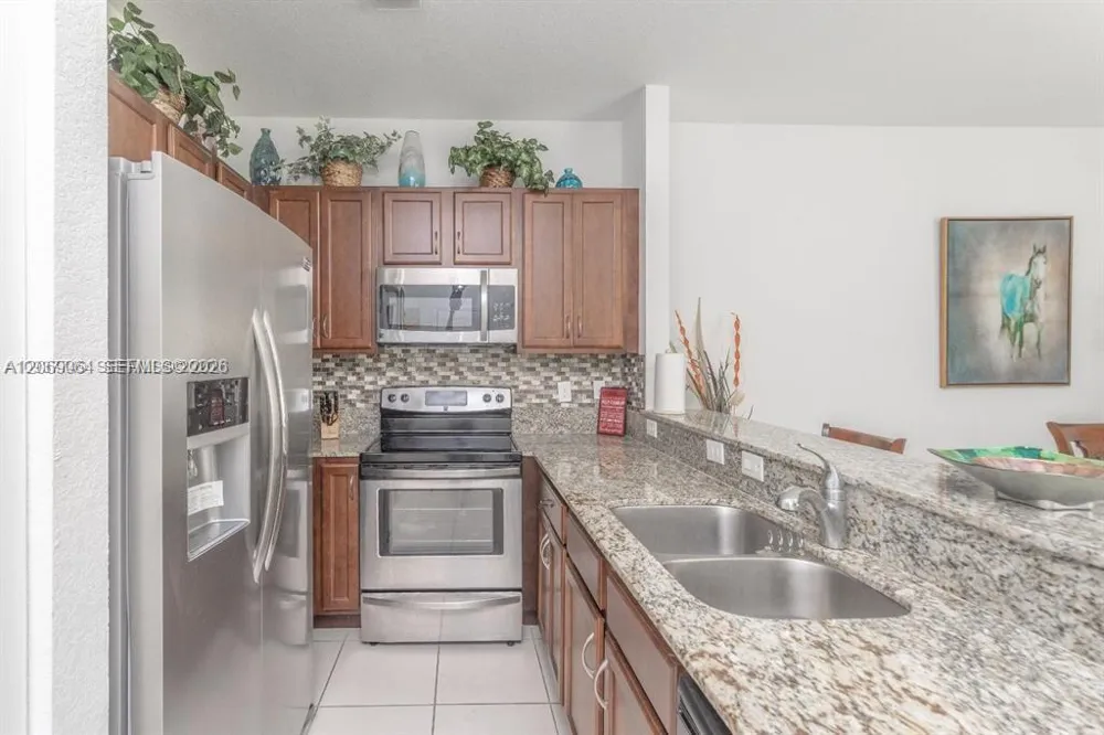 8922 SW 18th St Miramar, FL 33025
