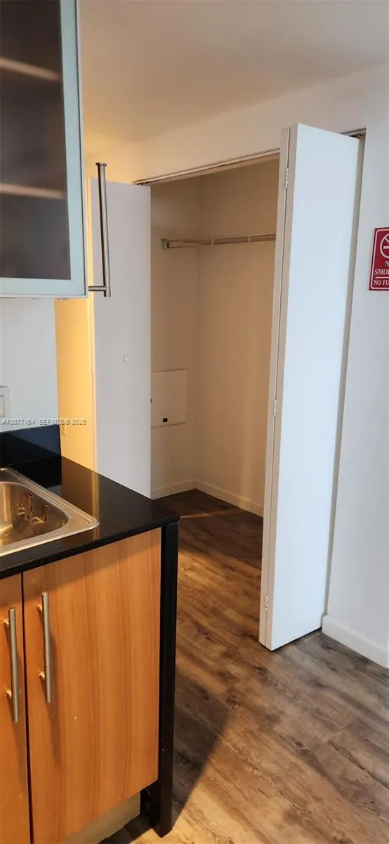 1750 Bayshore Dr #1203 Miami, FL 33132