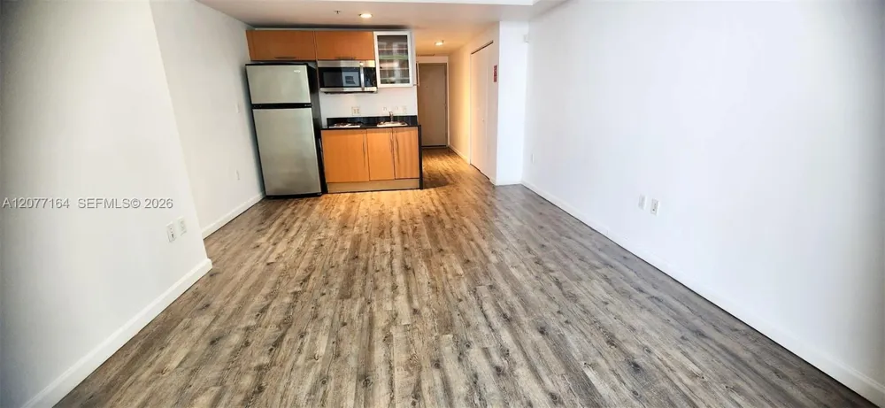 1750 Bayshore Dr #1203 Miami, FL 33132