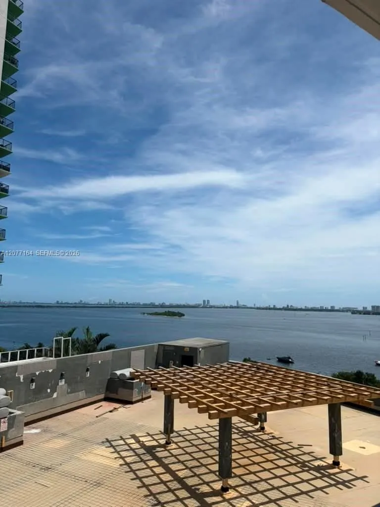1750 Bayshore Dr #1203 Miami, FL 33132